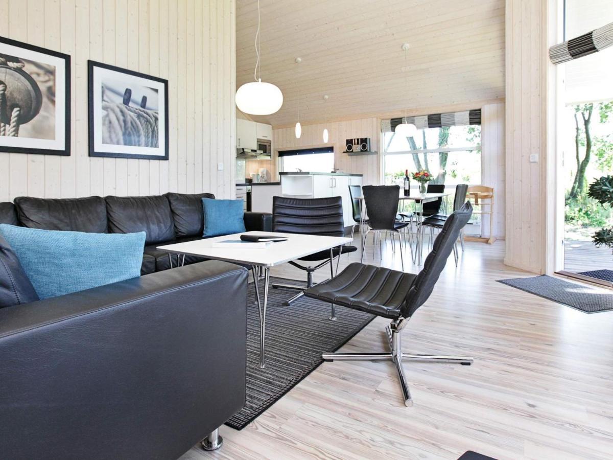 8 Person Holiday Home In Gro Enbrode Großenbrode Buitenkant foto